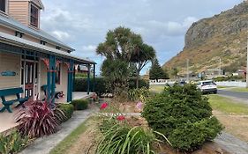 Hanlon Guest House
